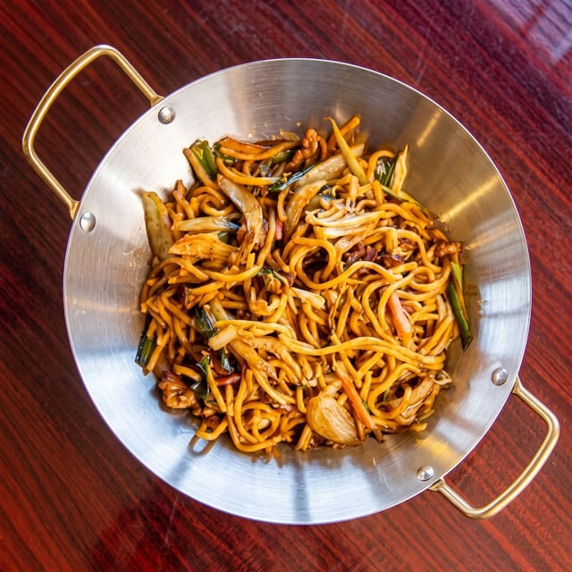 Kids Chicken Lo Mein.