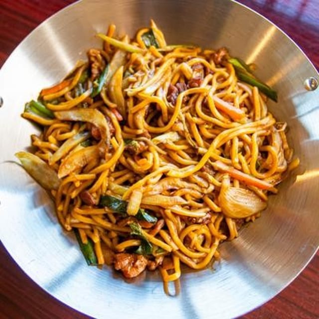 Chicken Lo Mein.